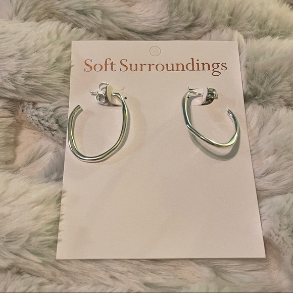 🌺NWT Soft Surroundings Organic Silver Hoops (DISCONTINUED)🌺 - Picture 2 of 5